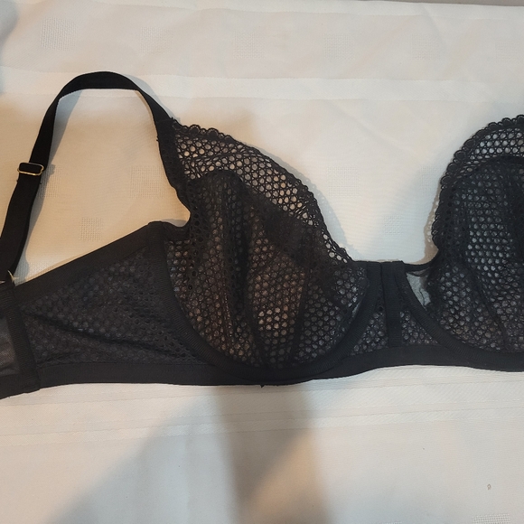 Victoria's Secret Black Mesh Bra - Picture 3 of 7